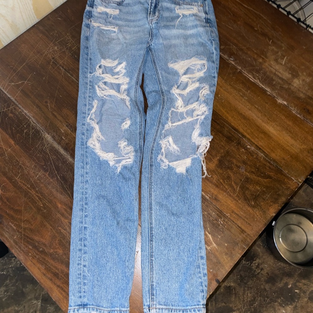 American Eagle Outfitters Light Blue Distressed Skinny Jeans